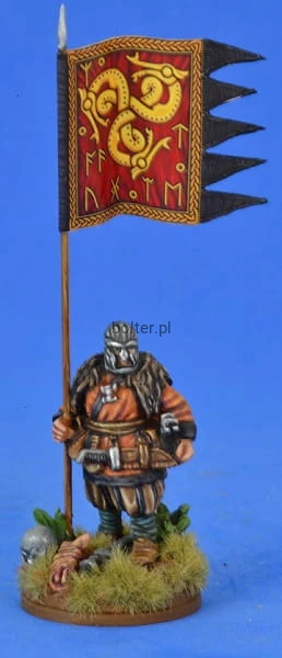 SWBB14 Saxon Warbanner Bearer (1).jpeg