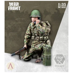 radio-operator-us-armored-infantry3.jpg
