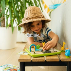 Park-Safari-Jr_lifestyle-3.png