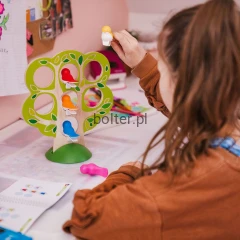 Rozowy-bialy-zegarek-pytanie-o-czas-post-na-Instagram7.jpg
